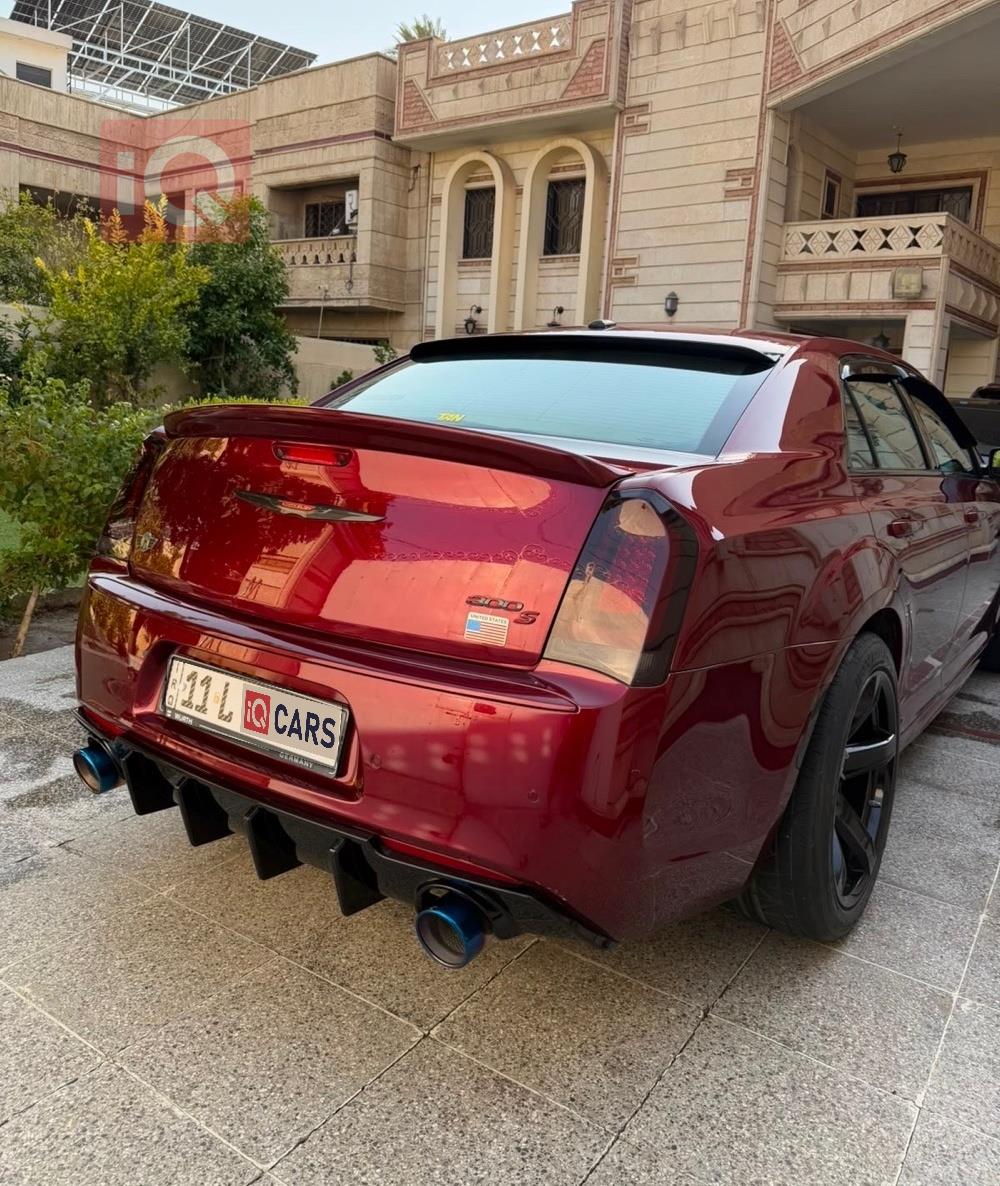 كرايسلر 300
